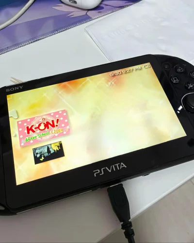 PlayStation Vita Slim - Black - Ready to Play Collection photo review